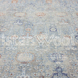 Alfombra  Moderna con Diseño Estilo Antiguo, Gruesa, Pelo con Relieve, Color Azul con Naranja. Colección Ulus.