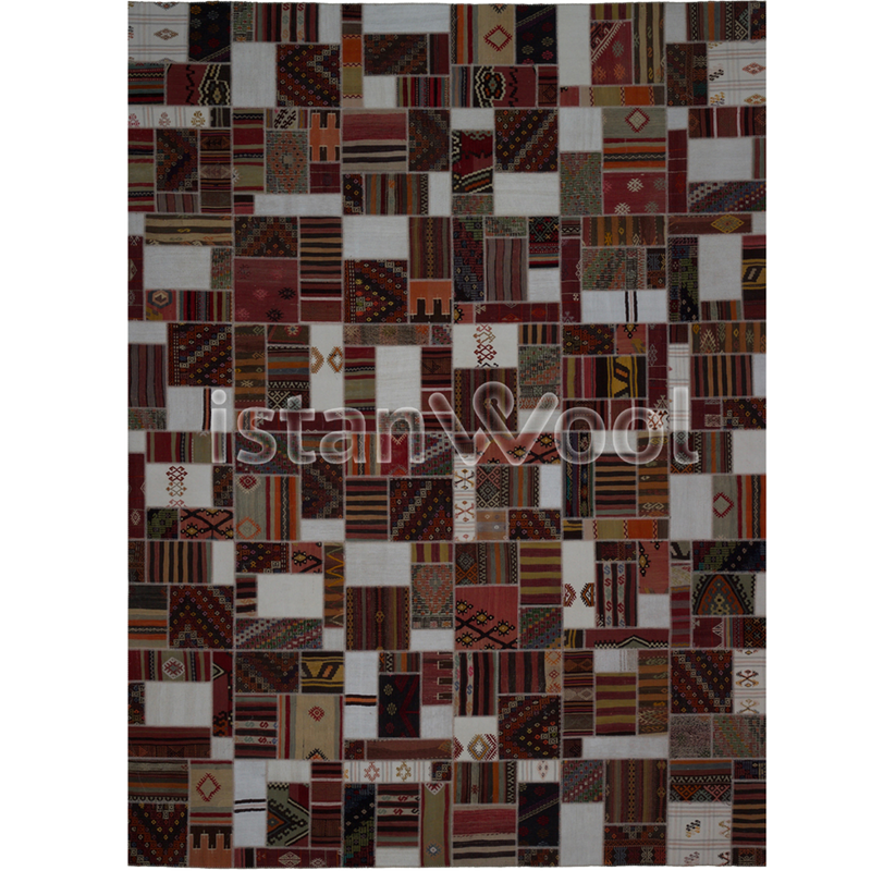 Alfombra Kilim Patchwork, Blanca con Café. Colección Balat